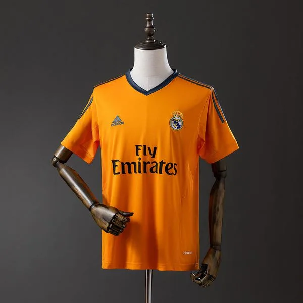 Camiseta de fútbol Real Madrid 2013/14 TERCERA MANGA CORTA VERSION FAN